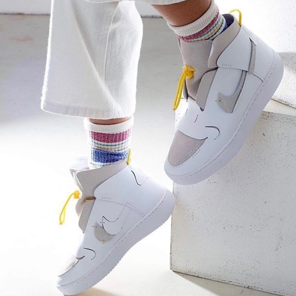 Nike Shoes - NWT Nike vandalised white